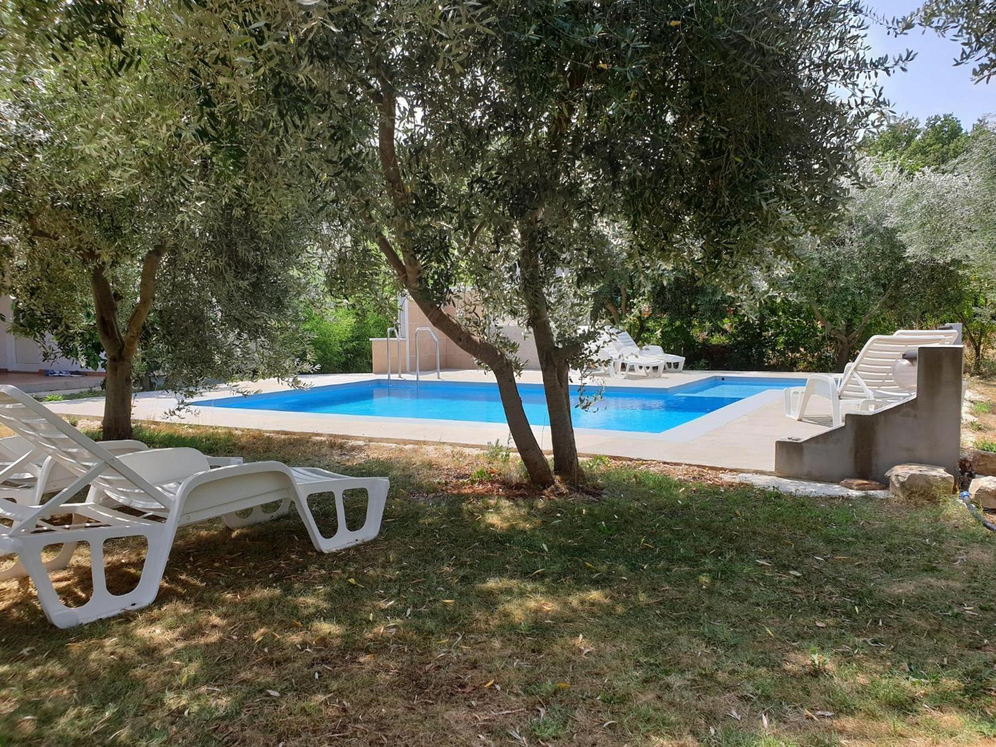 Modern Apartment In Banjole With Pool Exteriér fotografie